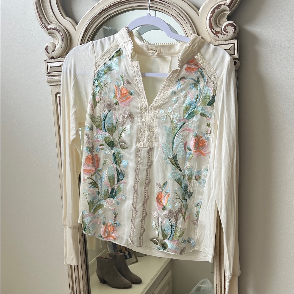 Anthropologie Floral Embroidered Cream Blouse